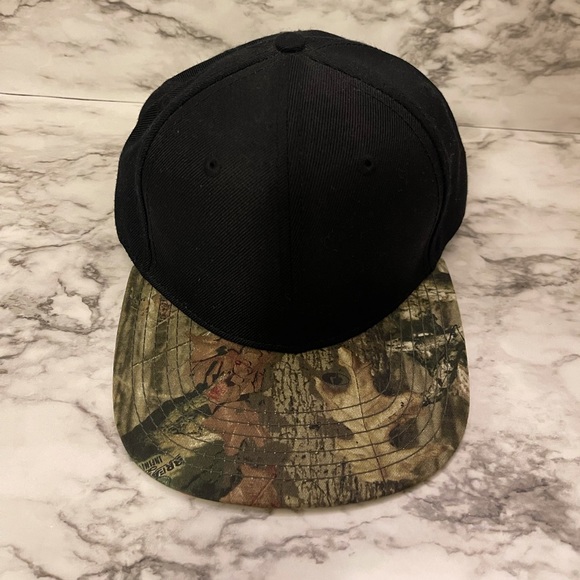 Lids Forest SnapBack Hat - Picture 2 of 4